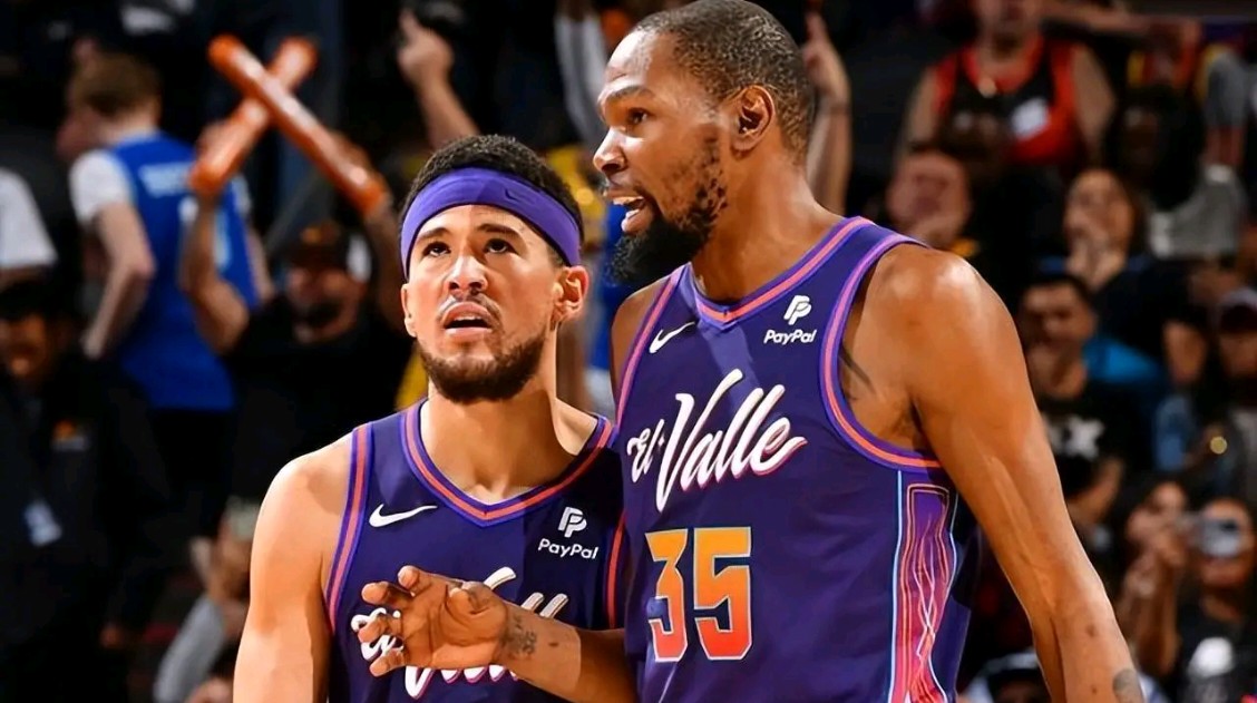 开云足球直播-勇士完胜雄鹿，杜兰特点燃赛场