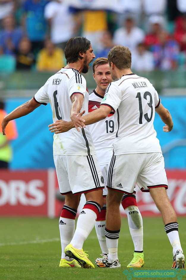 开云体育APP下载-国际米兰力克墨西哥，穆勒完成帽子戏法